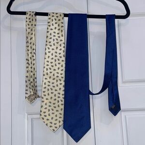 2 Elegant Blue and Cream Ties Set
